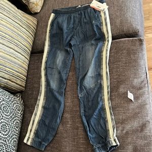 Vintage Havana dark denim pant with camo & taping size 14-16 large.